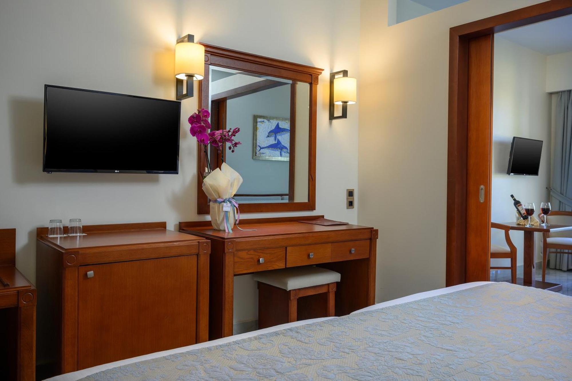 Vantaris Palace Paralia Kourna Экстерьер фото