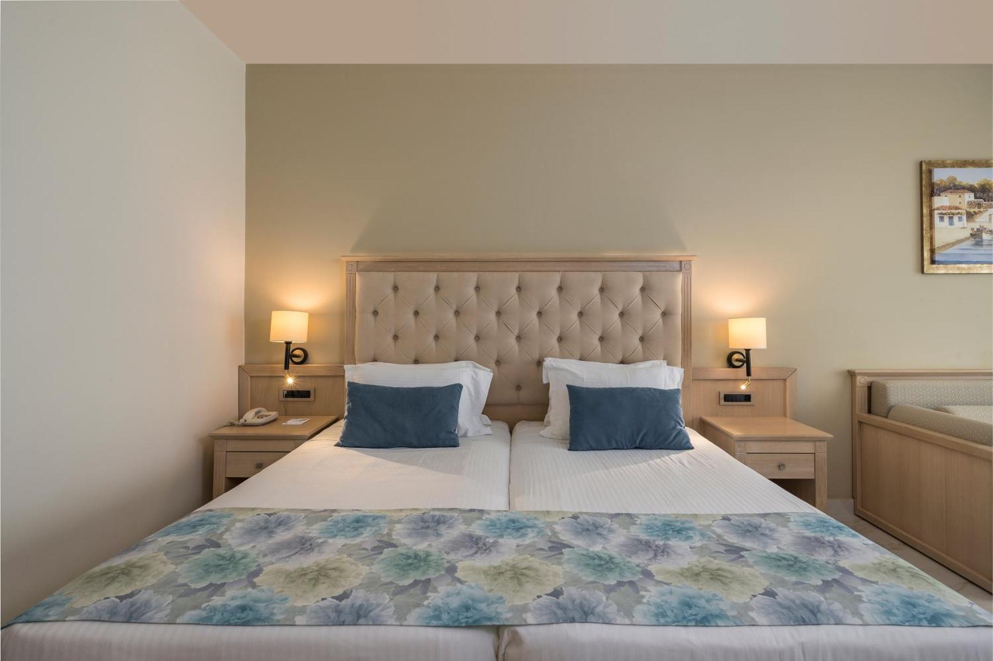 Vantaris Palace Paralia Kourna Экстерьер фото